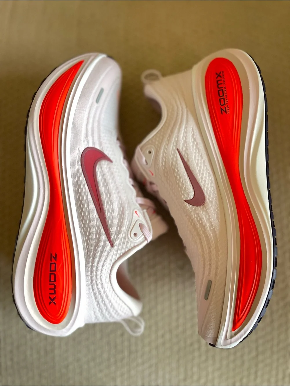 Size 10 - Nike Vomero Plus Running Shoes Pearl Pink Team Crimson Women’s
